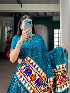<b>Women</b> Traditional Cotton <b>Lehenga</b> Choli Set Floor Length Loose Fit India Pakistan Style Embroidered Wedding Wear - Product Image 4
