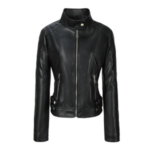 Chaqueta Corta de Cuero Sintético para Mujer, Estilo Motero, Casual, Elegante, Ecológica, Reversible, con Relleno de Algodón, en Empaque Premium - Product Image 1