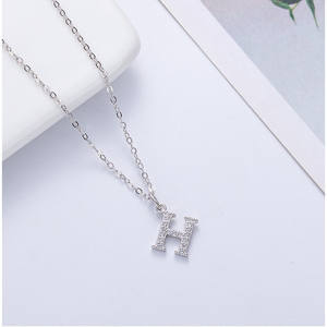 สร้อยคอแฟชั่นเกาหลี 26 ตัวอักษร พร้อมจี้เพชรเต็มเม็ด สร้อยคอแบบอเนกประสงค์ ดีไซน์เฉพาะระดับไฮเอนด์ - Product Image 2