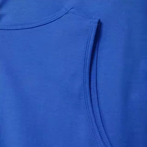 Débardeur de musculation et de fitness pour homme, blanc, 100% polyester, respirant, haute qualité, personnalisé, style mode, coupe stringer - Product Image 6