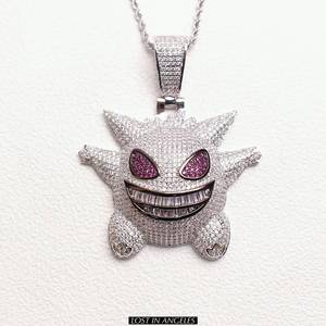 Pendentif Gengar Moissanite Iced Out Micro-Pavé Yeux Roses Bouche Baguette Charme Hip-Hop Cartoon - Product Image 1