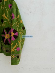 Blazer en velours à col mandarin avec broderie florale faite à la main, veste d'automne pour femme, manches longues, longueur normale - Product Image 2