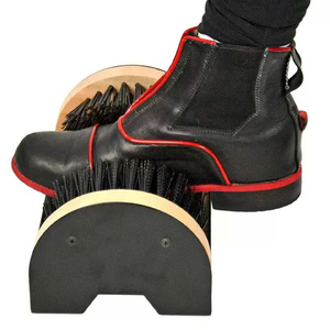 Nuevo Cepillo Doble Superior con Diseño Innovador y Marco Metálico para Uso en Jardín y Garaje, Limpiador de Botas Industrial de Madera - Product Image 5