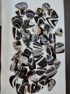 100% cabujón de ágata con bandas negras naturales, piedra preciosa de alta calidad, Ágata con bandas negras para la fabricación de joyas, mayorista de piedras preciosas sueltas - Product Image 2