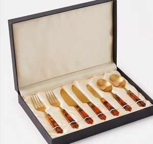 Juego de cubiertos vintage dorados con mangos de caparazón de tortuga, juego de 6 piezas para bodas y uso en mesa. - Product Image 6