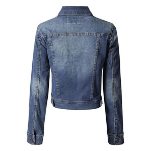 เสื้อแจ็คเก็ตยีนส์ผู้หญิงสไตล์วินเทจ คลาสสิค ขาดๆ แบบลำลอง แขนยาว ซักฟอก แต่งกระดุม สไตล์เรโทร สตรีทแฟชั่น - Product Image 4