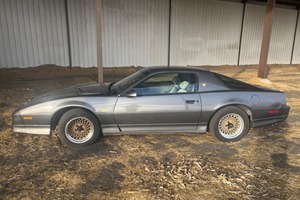Pontiac Firebird Trans AM GTA de 1987, Autos Usados de Segunda Mano - Product Image 6