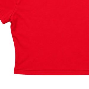 เสื้อครอปท็อปผู้หญิงสีแดง PDK ทรงเข้ารูป ปักลายตัวอักษรกรีกสีทอง ดีไซน์ปี 1923 แขนสั้น คอกลม เสื้อยืดลำลองสำหรับฤดูร้อน - Product Image 4