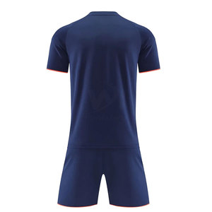 Uniforme de Fútbol Personalizado en Color y Talla, de Alta Calidad y Precio Económico, Ropa Deportiva con Diseño Único para Adultos - Product Image 2