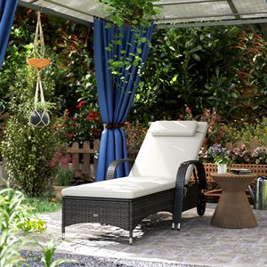 Chaise longue d'extérieur à dossier réglable sur 5 niveaux en rotin crème, chaise de piscine et de gym avec coussin et appui-tête, roues incluses - Product Image 2
