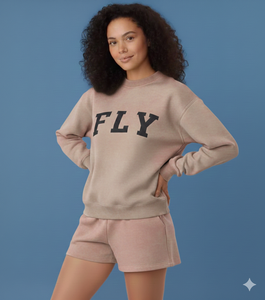 Conjunto de dos piezas casual de invierno para mujer con cuello simulado, línea superior fluida y shorts relajados por encima de la rodilla - Product Image 1