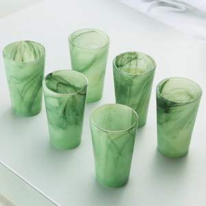 Vaso/Copa de Resina Hecha a Mano, Ecológica, con Diseño Decorativo para Uso en el Hogar y Restaurantes - Product Image 1