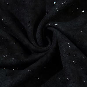 T-shirt surdimensionné en coton tricoté 100 % avec logo imprimé DTG, strass personnalisés, anti-plis, effet vieilli et délavé, collection 2026 – Vente en gros - Product Image 5