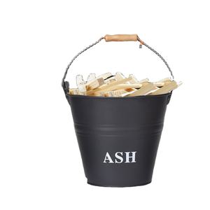 Cubo de metal de almacenamiento de madera en color negro con diseño simple perfecto para almacenamiento de carbón en interiores y accesorios para fogatas - Product Image 1