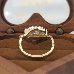 Anillo de compromiso con diamante talla marquesa en forma de hoja en oro amarillo, anillo solitario inspirado en la naturaleza, elegante anillo nupcial, regalo de aniversario - Product Image 4