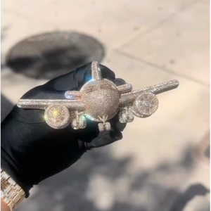 เครื่องประดับ CONCEPTION จี้รูปเครื่องบินเงินแท้ 925 ชุบทองคำขาวประดับเพชร VVS มอยส์ซาไนต์ - Product Image 1