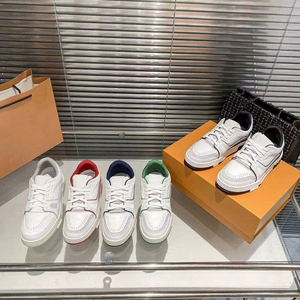 รองเท้าผ้าใบแฟชั่นดีไซน์เนอร์คุณภาพสูงสำหรับผู้ชายและผู้หญิง ขายส่งจากโรงงาน รองเท้าลำลองหรูหราสำหรับวิ่ง เล่นกีฬา และเดิน - Product Image 3