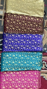 Tela Brocada Jacquard de Alta Calidad, 100% Seda, Tejido de Punto de Peso Medio 200g/m, Diseño Elegante, Hilo Dorado/Plateado Brillante, para Bodas - Product Image 4