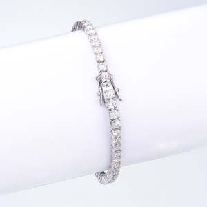 Bracelet tennis en argent sterling 925, bracelet à la mode en moissanite pour femmes - Product Image 2