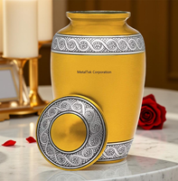 Urnes funéraires personnalisées en métal bleu ciel à motif floral gravé pour cendres d'adultes – Récipients commémoratifs pour cendres humaines