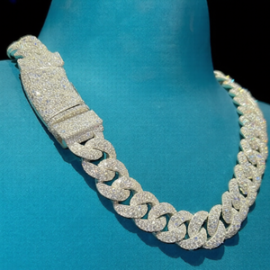 Chaîne cubaine unisexe en argent sterling 925 plaqué rhodium avec breloque en moissanite VVS de luxe, style hip-hop bling - Product Image 5