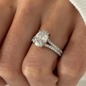 2 Carat Oval E VS1 <b>Split</b> Shank Lab Grown Diamond Engagement <b>Ring</b> , 14k White Gold , 18k White Gold , IGI Certified - Product Image 2