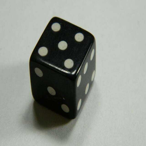 Dados de Cuerno de Búfalo de Alta Calidad, Forma Cuadrada Poliédrica, Material de Aleación de Zinc y Acrílico para Juegos de Mesa y Dungeons & Dragons - Product Image 4