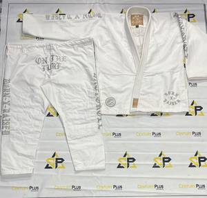 Nuevo Kimono Blanco Shoyoroll x Born x Raised para Jiu-Jitsu Brasileño BJJ, 100% Algodón, 440g, Conjunto de Uniforme de Artes Marciales - Product Image 1