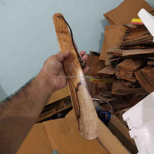 Chausse-pied long en bois de manguier fait main, finition élégante avec boucle en cuir véritable pour un port facile à prix abordable - Product Image 5