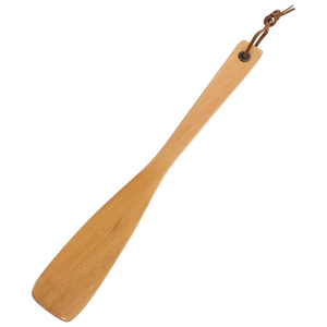 Cuchara de zapatos de madera natural hecha a mano con mango largo y presilla de cuero, lisa y pulida para un fácil calzado. - Product Image 6