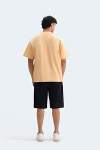 Camiseta Extra Grande de Alta Calidad para Hombre, Corte Holgado, Algodón Grueso, Estilo Urbano, Proveedor de Camisetas con Estampado Personalizado - Product Image 4