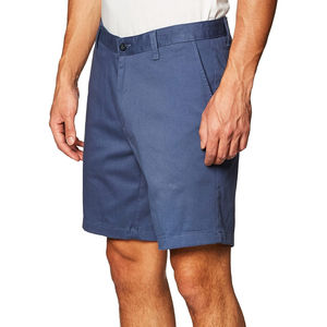 Pantalones Cortos Deportivos para Hombre con Logotipo Personalizado Bordado a Precio Competitivo, Diseño Sólido, Talla de Verano con Bolsillos Decorativos - Product Image 2