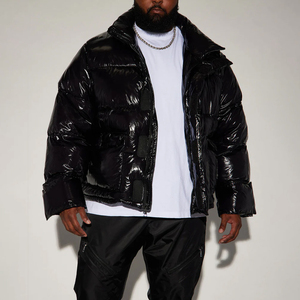 Blouson matelassé unisexe personnalisé à col montant brillant et à capuche – Vêtement décontracté de haute qualité – Vente en gros de blousons matelassés personnalisés toutes tailles - Product Image 4