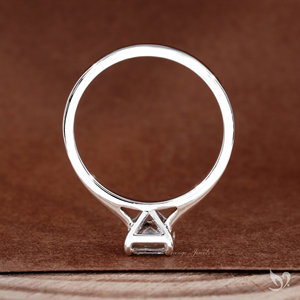 Bague de fiançailles solitaire style cathédrale avec diamant de laboratoire taille Asscher 1 carat, tendance et minimaliste, pour mariée, mariage, anniversaire, fête - Product Image 4