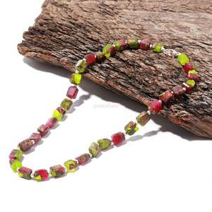Collar de Cuentas de Turquesa Mohave Verde Rubí Facetada, Joyería Artesanal de Piedras Preciosas de Turquesa, Elegante Piedra de Nacimiento de Diciembre - Product Image 4
