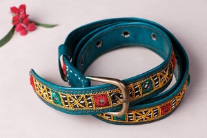 Cinturón de Cuero Genuino Bordado para Mujer, Multicolor, Piel de Vaca Premium, Diseños con Cuentas Personalizados, Cinturones de Lujo Listos para Enviar, Unisex - Product Image 3
