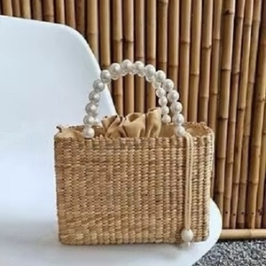 Square Straw Handbag With Pearl Handle Bohemian Style Women's Tote Bag Natural Color Open <b>Top</b> Daily Use - Product Image 3