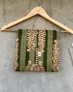 Ensemble pyjama 3 pièces pour femme, imprimé tigre, vêtements de nuit en coton vert écologique, vêtements de détente à imprimé animal, pyjama boutonné pour l'été - Product Image 5