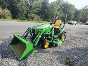 Tractor de Jardín John Deere 1025R Usado de Alta Calidad a Precio de Fábrica, 185HP, 4WD, con Motor Cummins, Bomba de Cortadora y Rodamientos, en Venta - Product Image 3