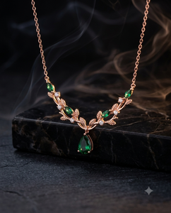 Collier pendentif feuille de vigne en argent 925 plaqué or avec émeraude de laboratoire, chaîne à maillons vintage en moissanite ronde pour femme - Product Image 3