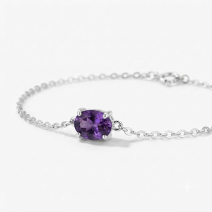 Pulsera de Plata de Ley Rhodia Rhaya Jewels con Amatista Clásica de Corte Ovalado y Engaste de Garras para Mujer - Product Image 3
