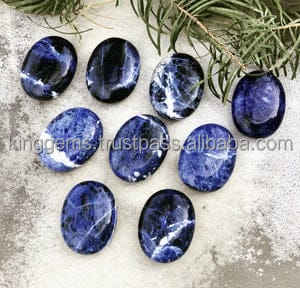 Piedra de Palma pulida de sodalita tallada al por mayor para meditación de Reiki natural, piedra preciosa de bolsillo energética, piedra semipreciosa para Feng - Product Image 4
