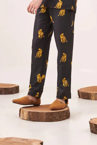 Pantalon tendance à imprimé léopard pour homme, mélange de coton, pantalon décontracté d'été, léger et respirant, pour tous les jours, les voyages et les loisirs - Product Image 2
