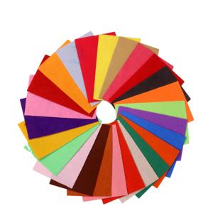 Feutres de couleur non tissés en polyester 100% légers et caractéristiques antistatiques respirables - Product Image 1