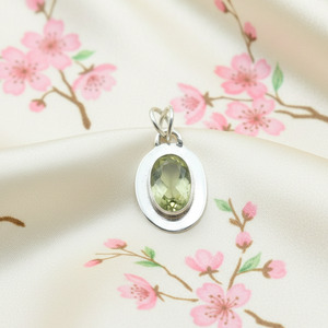 Pendentif ovale en cyanite verte naturelle, argent sterling 925, plaqué or rose, plaqué or jaune, bijoux minimalistes faits à la main - Product Image 5