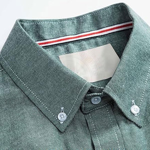 เสื้อเชิ้ตติดกระดุม ทรงหลวม ระบายอากาศได้ดี เหมาะสำหรับใส่ลำลองหรือทำงาน เสื้อเชิ้ตผู้ชายแบบติดกระดุม ดีไซน์ทันสมัย - Product Image 3