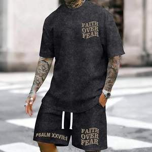 เสื้อยืดและกางเกงขาสั้นย้อมสีแบบแอซิดวอชคุณภาพดีที่สุดสำหรับผู้ชาย ชุด 2 ชิ้น เลือกสีและลายพิมพ์ได้เอง เสื้อยืดและกางเกงขาสั้นผ้าฝ้ายสไตล์สตรีทแวร์สำหรับผู้ชาย - Product Image 3