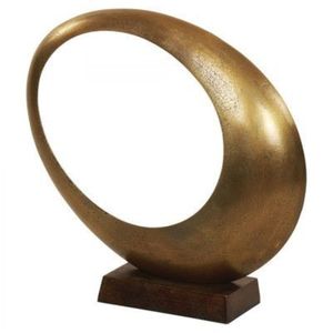 Sculpture géométrique contemporaine en métal ajouré, finition laiton de luxe, décoration de table sur pied, pièce d'appoint pour la décoration intérieure, vente en gros - Product Image 1
