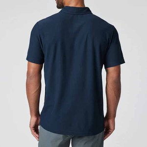 Polo T-shirt de performance pour homme, marque personnalisée, en piqué recyclé 100% polyester, motif uni, tissu tricoté pour le golf - Product Image 5