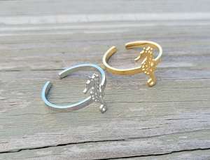 Bague en argent sterling 925, minimaliste chrétienne, pour femme, délicate, empilable, personnalisable, ovale 8x6mm, lapis-lazuli naturel, plaqué or - Product Image 2